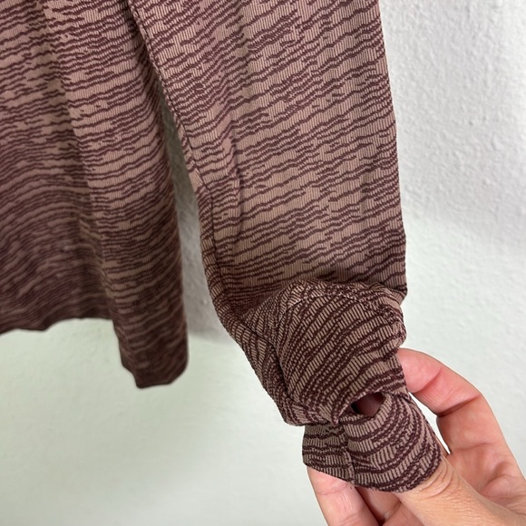 Athleta Flurry Seamless Turtleneck "Wren Rustic Beige" Size Large - Picture 4 of 11